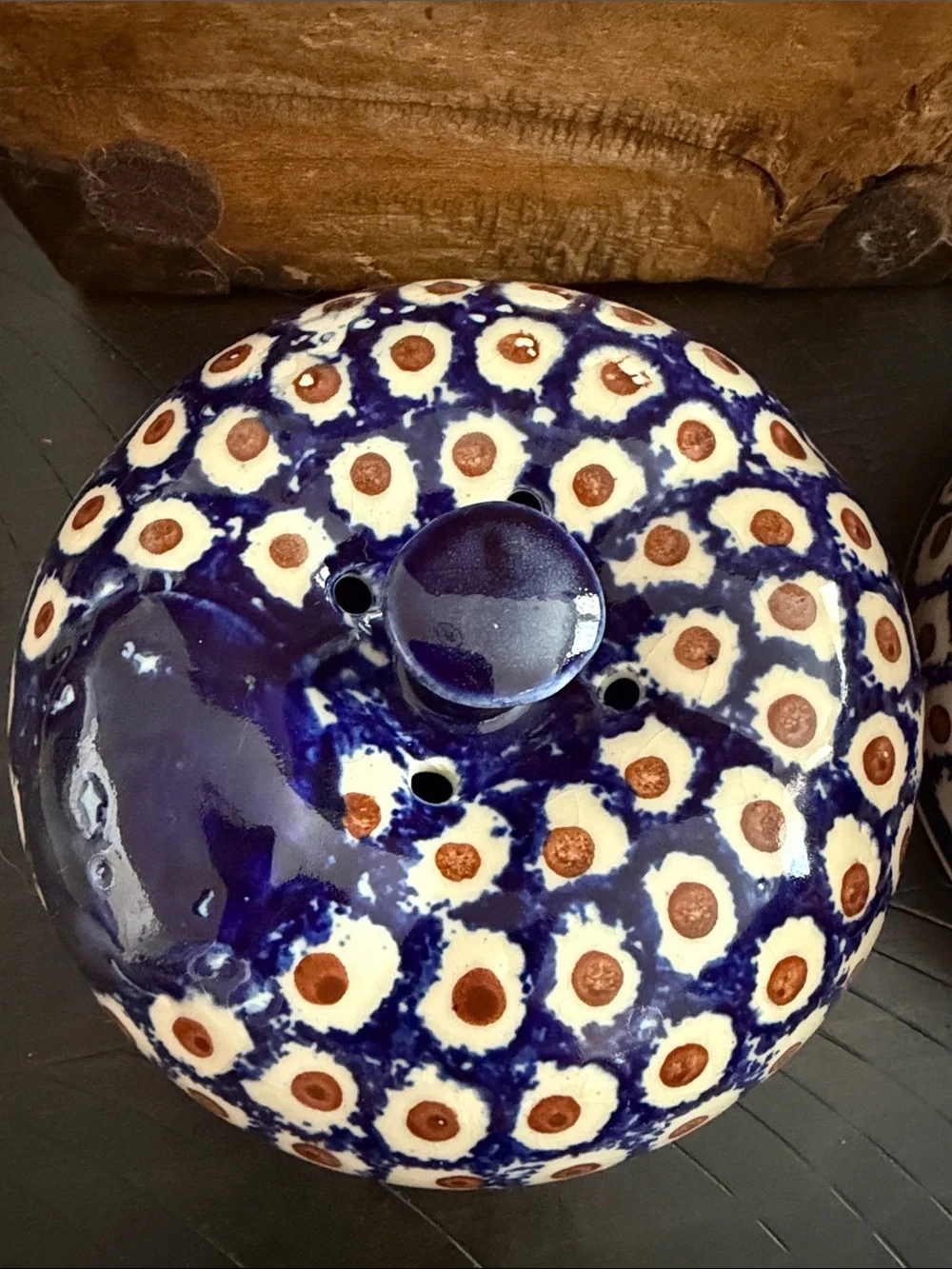 Hand-Painted Blue & White Ceramic Lidded Polish Apple Bakers Pair